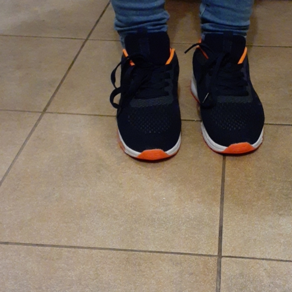 Shoe